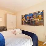 The Call Of London 2 Bedroom Flat In Battersea