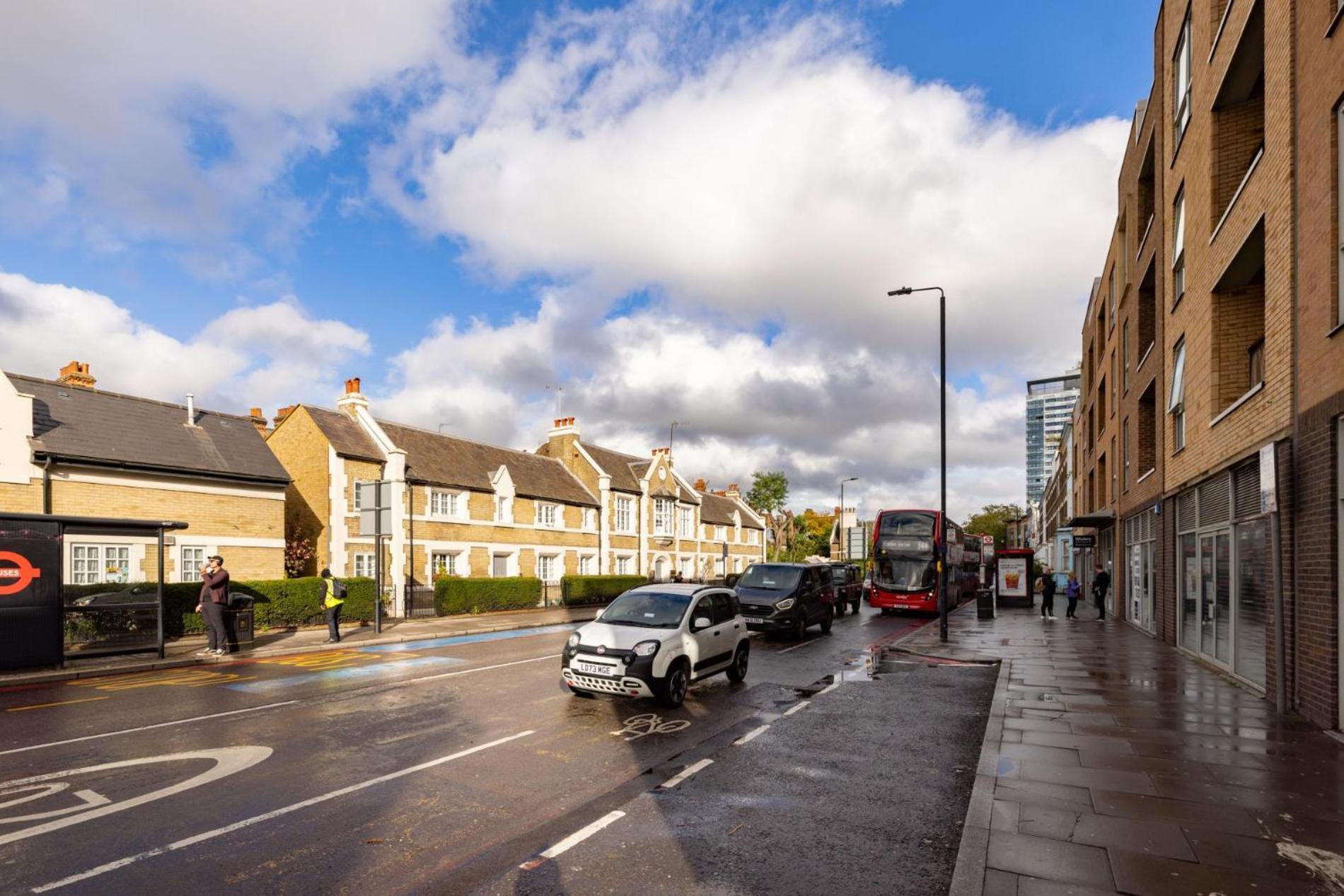 The Call Of 2 Bedroom Flat In Battersea *